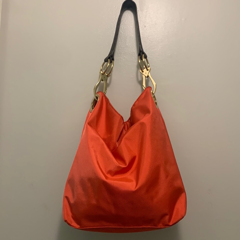 Coral JPK Paris 75 Bucket Bag. 🪸